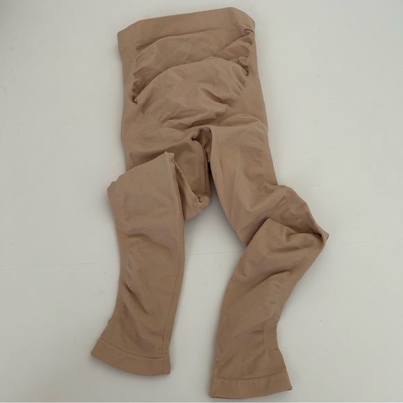 SKIMS Maternity Solutionwear Seamless Leggings L - XL - Picture 11 of 13